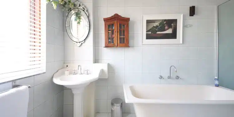 8 Steps To Organise Your Bathroom