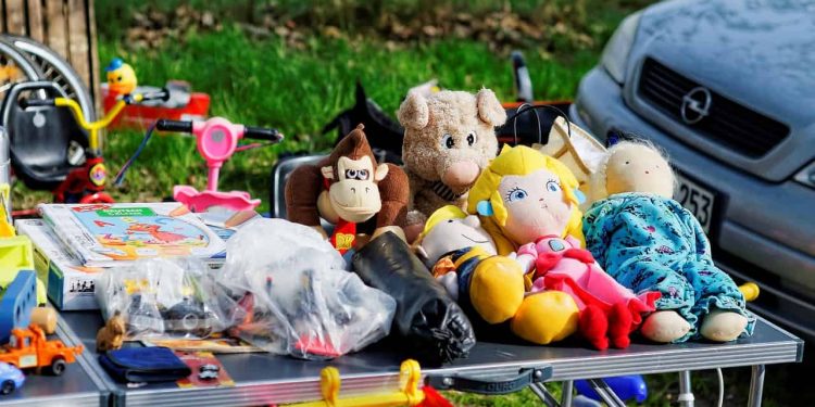 How to Declutter Stuffed Animals