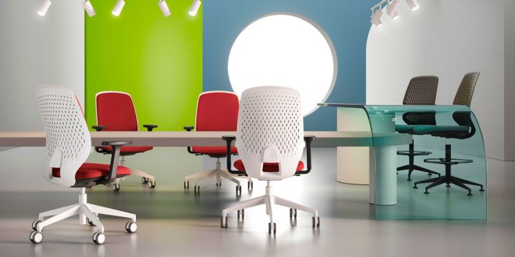 Things to Consider When Buying New Office Chairs