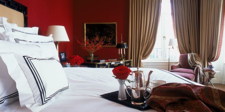 Tips for Choosing the Right Interior Color for Your Room