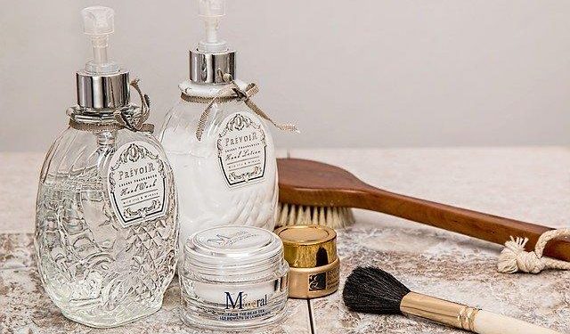 How to Set Up a Beautiful Bedroom for Guests