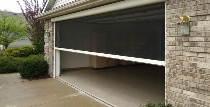 Reasons to Hire a Professional for Door Repair