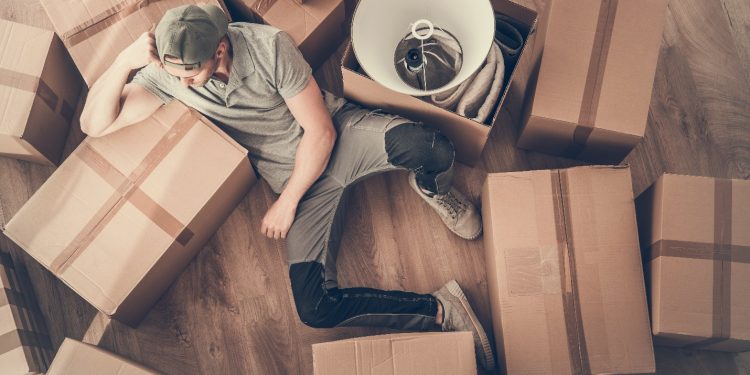 How to Move Homes Easily with a Storage Unit