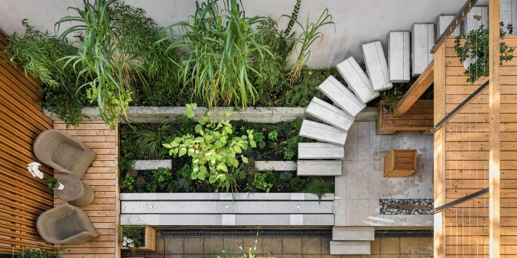 Enhancing Small Spaces: The Art of Curved Design in Your Cozy Abode