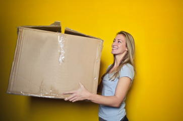 Key Steps for Packing Up a Home Belonging to a Family Member